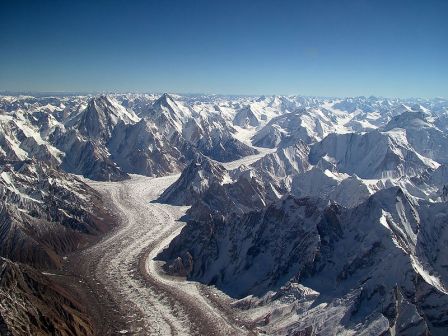 Karakoram, le glacier Baltoro, photo de Guilhem Vellut (CC-BY-SA-2.0)